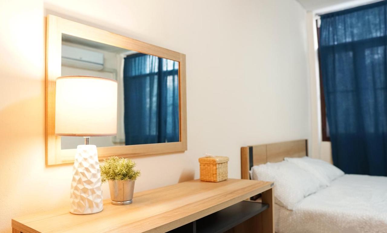 Inn Room Bangkok Bagian luar foto