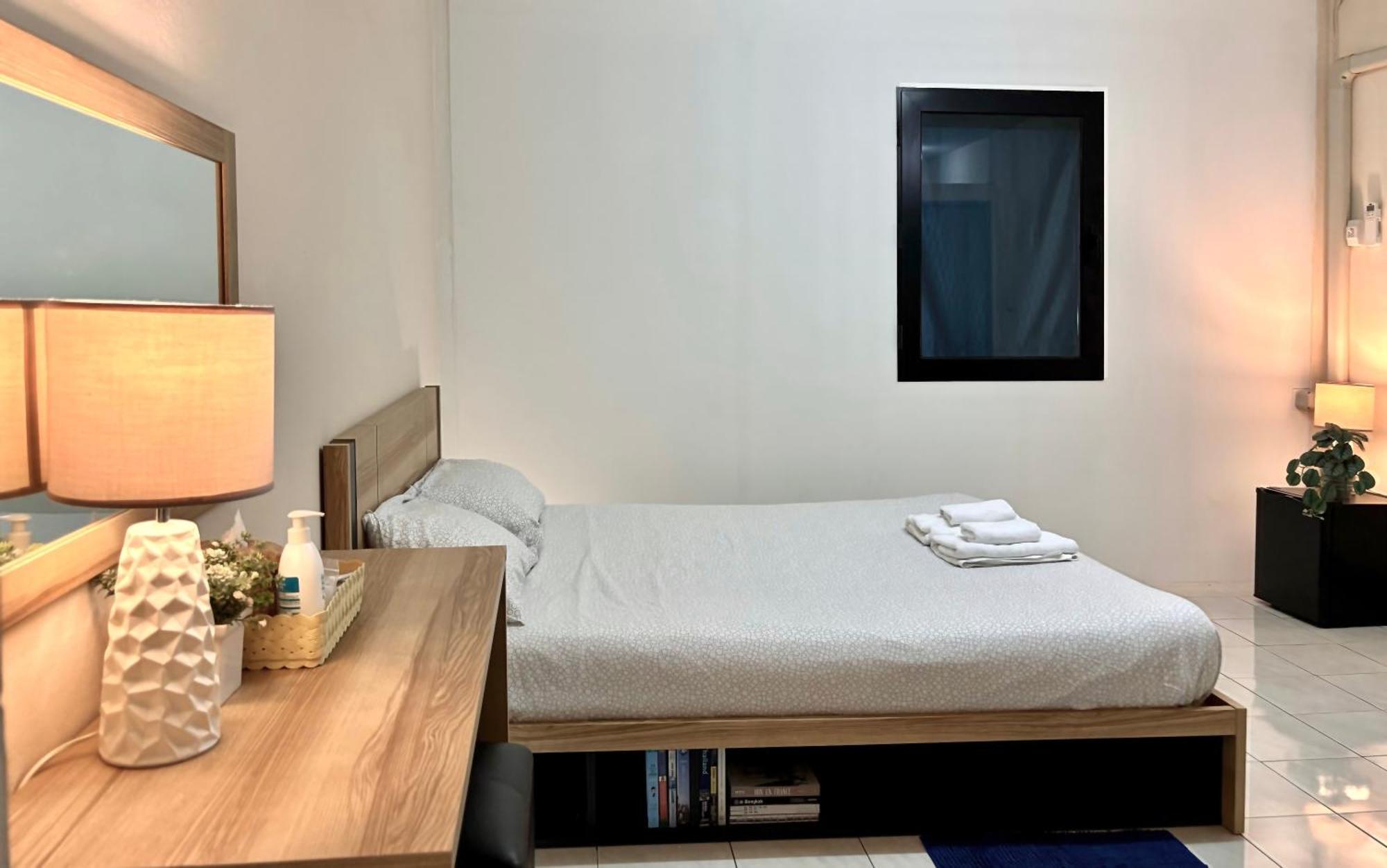 Inn Room Bangkok Bagian luar foto